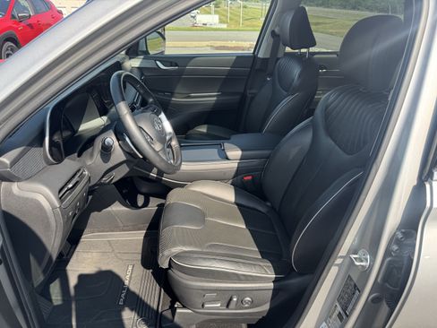 Used 2024 Hyundai Palisade Limited AWD/4WD image 12