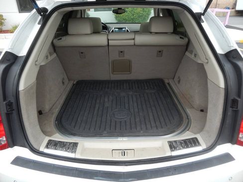 Used 2013 Cadillac SRX Luxury FWD image 45