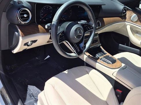 Used 2023 Mercedes-Benz E 350 Sedan image 10
