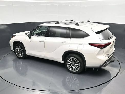 Used 2021 Toyota Highlander Platinum AWD/4WD image 55