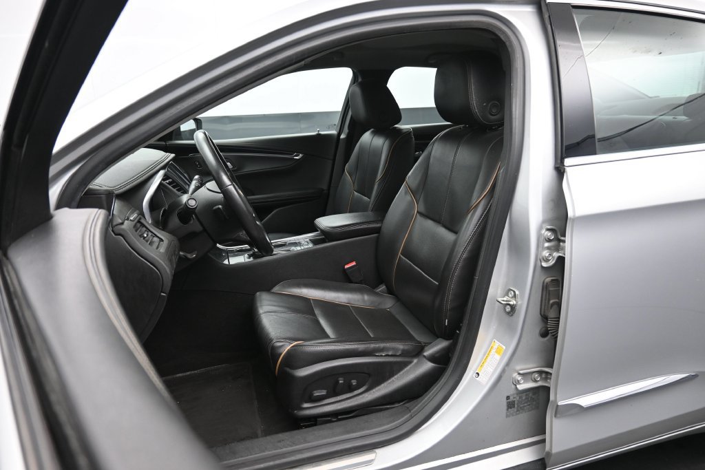 Used 2019 Chevrolet Impala Premier FWD image 24