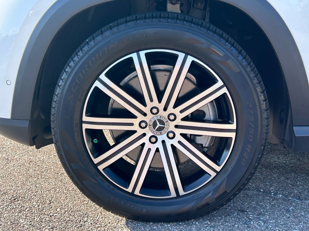 Used 2024 Mercedes-Benz GLE 450 4MATIC image 39
