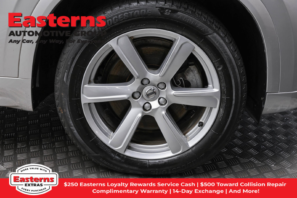 Used 2022 Volvo XC90 T5 Momentum AWD/4WD image 32