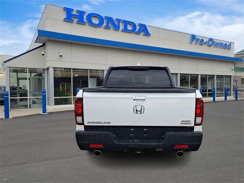 Used 2023 Honda Ridgeline Sport image 5