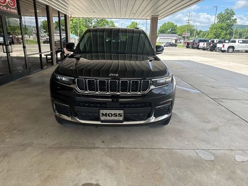 Used 2021 Jeep Grand Cherokee L Limited AWD/4WD image 2