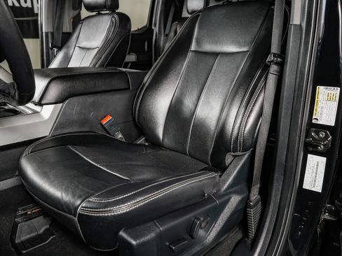 Used 2021 Ford F250 Lariat w/ Lariat Ultimate Package AWD/4WD image 30