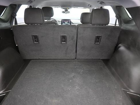 Used 2023 Chevrolet Blazer LT w/ Driver Confidence Package image 15