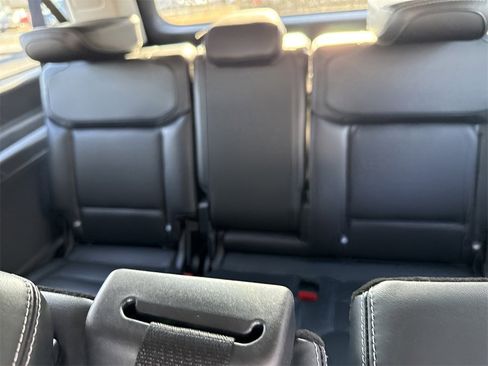 Used 2025 Ford Expedition Max Platinum w/ Driver's Package image 21