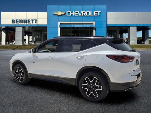 Certified 2024 Chevrolet Blazer RS w/ Driver Confidence II Package FWD image 4