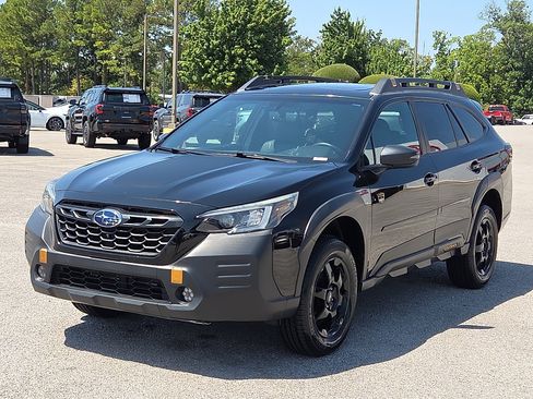 Used 2022 Subaru Outback Wilderness AWD/4WD image 2