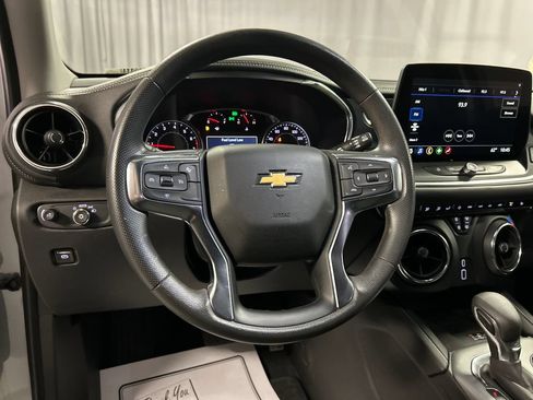 Used 2024 Chevrolet Blazer LT w/ Convenience Package FWD image 15