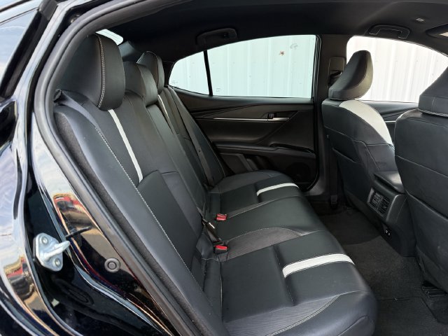 Used 2025 Toyota Camry SE w/ Convenience Package FWD image 33
