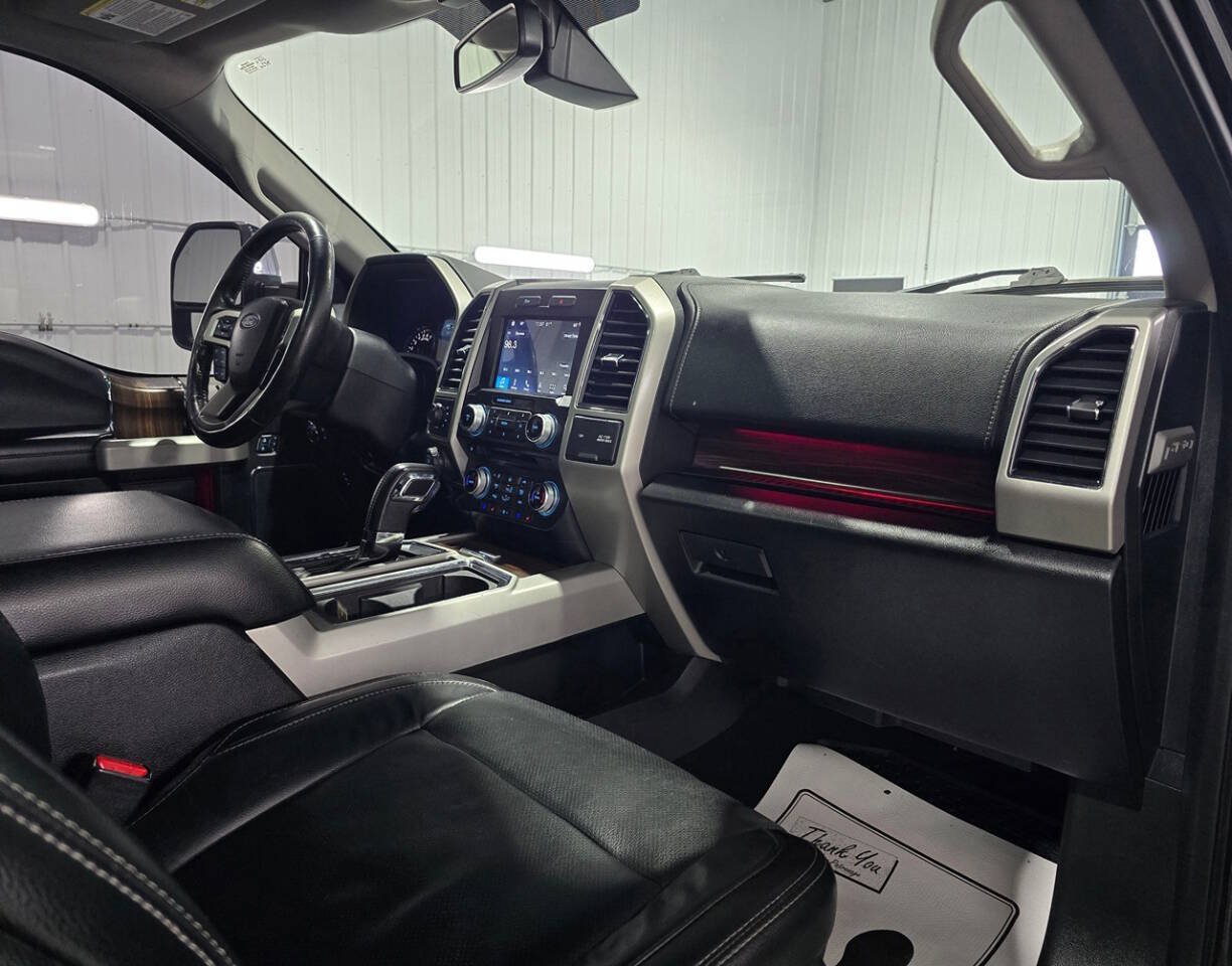 Used 2017 Ford F150 Lariat w/ Equipment Group 502A Luxury AWD/4WD image 8