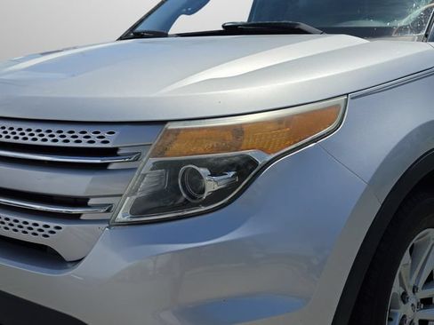 Used 2013 Ford Explorer XLT FWD image 13