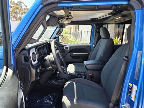 New 2025 Jeep Wrangler Sport S w/ Convenience Group image 11