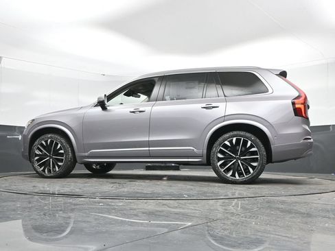 New 2026 Volvo XC90 B5 Plus w/ Protection Package AWD/4WD image 42