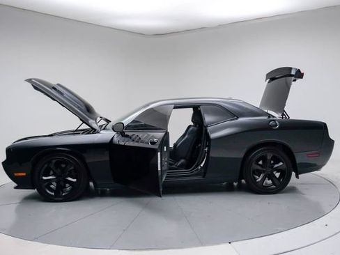 Used 2013 Dodge Challenger R/T Plus RWD image 18