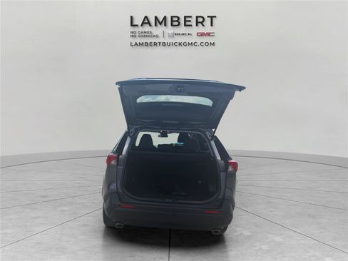 Used 2025 Toyota RAV4 XLE FWD image 9