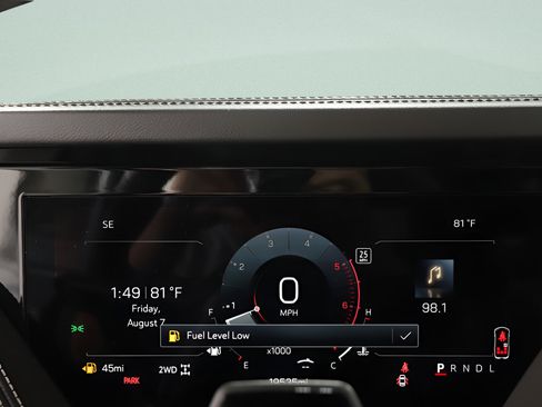 Used 2025 GMC Yukon Denali Ultimate AWD/4WD image 14