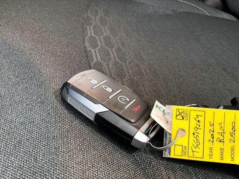 Used 2025 RAM 2500 Lone Star image 19