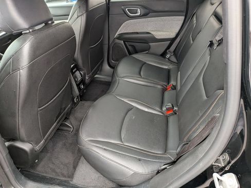 Certified 2024 Jeep Compass Latitude AWD/4WD image 27