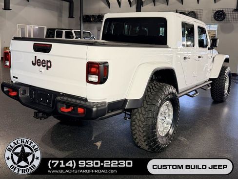 Used 2023 Jeep Gladiator Rubicon w/ Trailer Tow Package AWD/4WD image 14