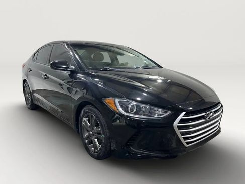 Used 2018 Hyundai Elantra SEL image 3