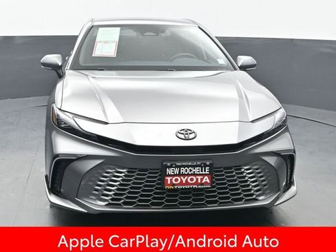 Used 2025 Toyota Camry LE image 10