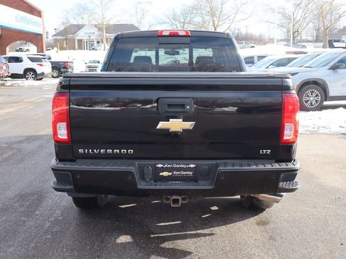 Used 2017 Chevrolet Silverado 1500 LTZ Z71 w/ LTZ Plus Package image 32