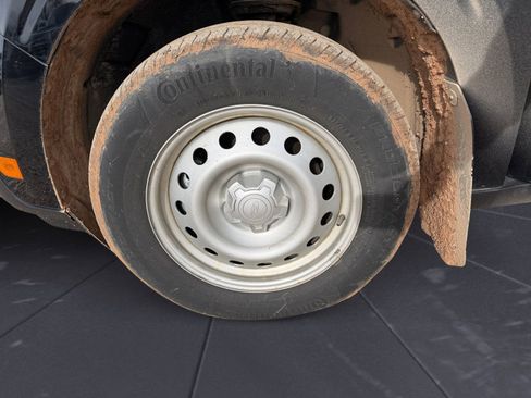 Used 2023 Ford Maverick XL w/ Equipment Group 100A Standard image 14