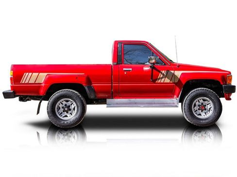 Used 1986 Toyota Pickup 4x4 Regular Cab Turbo image 2