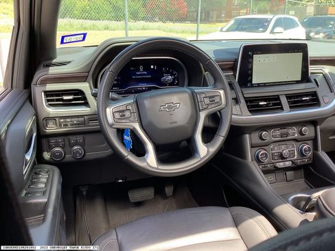 Used 2023 Chevrolet Tahoe Z71 AWD/4WD image 12