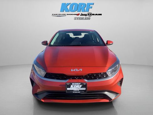 Used 2023 Kia Forte LXS w/ LXS Technology Package image 2