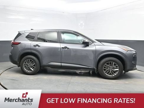 Used 2023 Nissan Rogue S AWD/4WD image 9