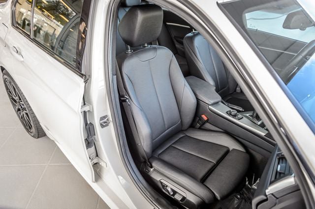 Used 2018 BMW 340i Sedan RWD image 43