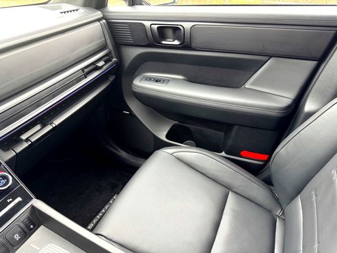 Used 2024 Hyundai Santa Fe Calligraphy image 39