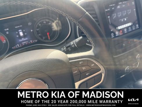 Used 2021 Jeep Cherokee Latitude Lux 80th Anniv w/ Quick Order Package 26U 80TH image 19