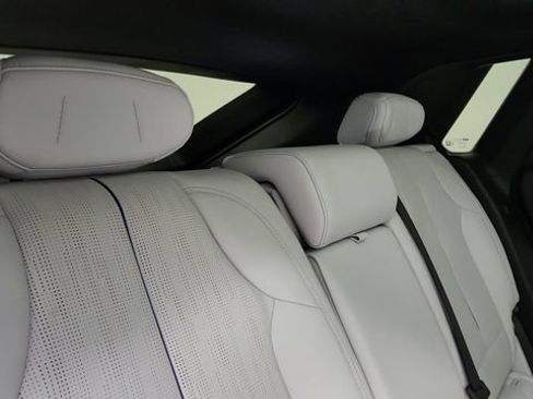 Used 2024 Cadillac Lyriq Sport RWD image 41