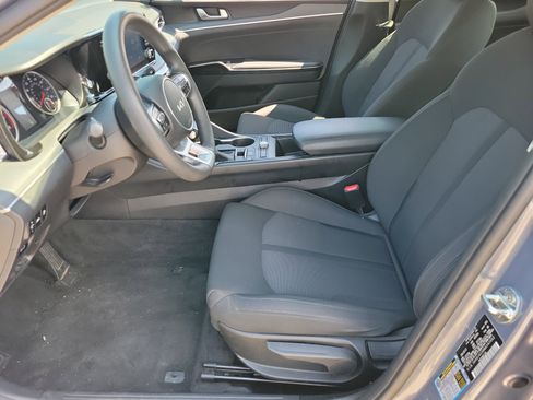 Used 2022 Kia K5 LXS FWD image 3