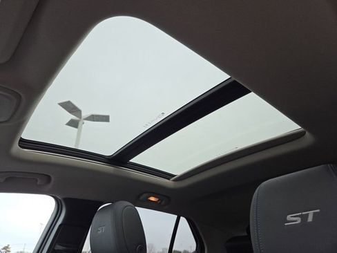 New 2026 Buick Encore GX Sport Touring w/ Comfort Package image 3