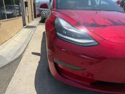 Used 2018 Tesla Model 3 Mid Range RWD image 5