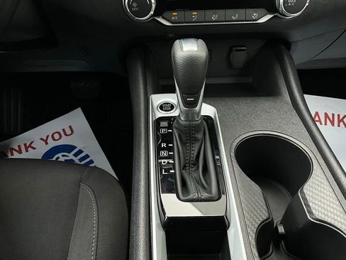 Used 2025 Nissan Altima 2.5 SV image 23