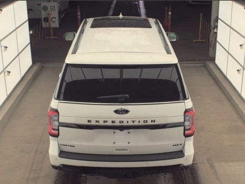 Used 2023 Ford Expedition Max Limited image 7