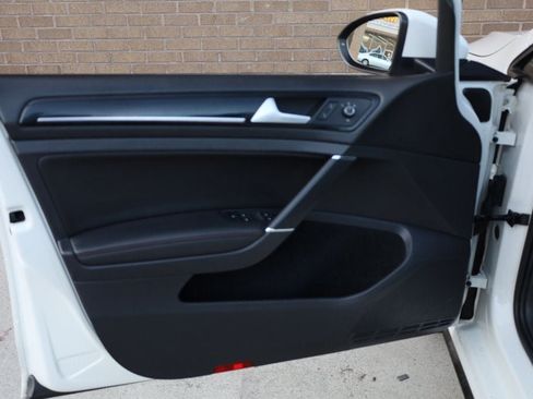 Used 2015 Volkswagen GTI SE w/ Lighting Package (SEL) image 12