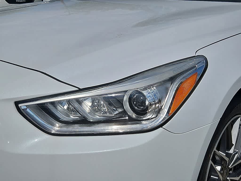 Used 2018 Genesis G90 3.3T Premium AWD/4WD image 8