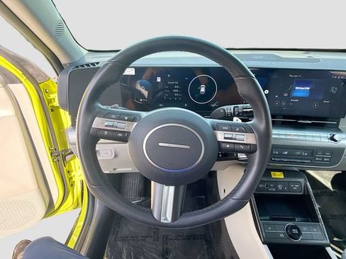 Certified 2025 Hyundai Kona SEL FWD image 11