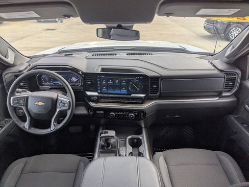 Used 2025 Chevrolet Silverado 1500 LT w/ Z71 Off-Road Package image 29