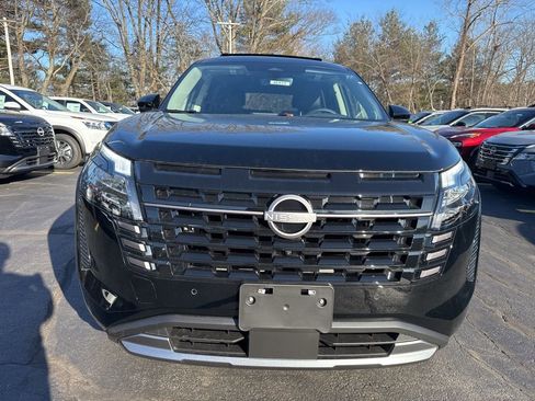 New 2026 Nissan Pathfinder SL w/ SL Premium Package image 2