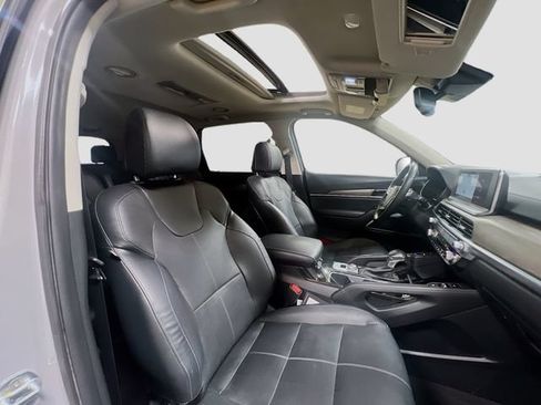 Certified 2022 Kia Telluride EX w/ EX Premium Package AWD/4WD image 31