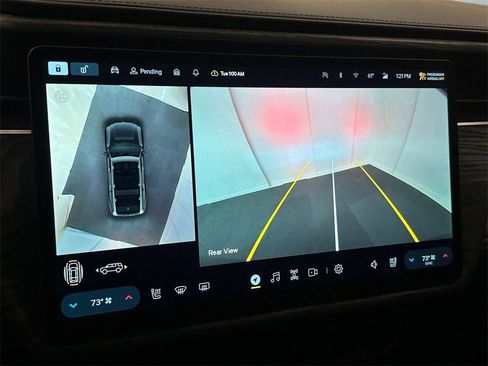 Used 2023 Rivian R1S Launch Edition image 29